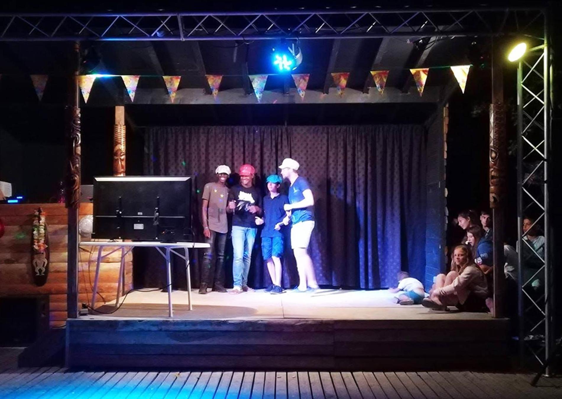 Camping Le Val De Cesse Mirepeisset المظهر الخارجي الصورة